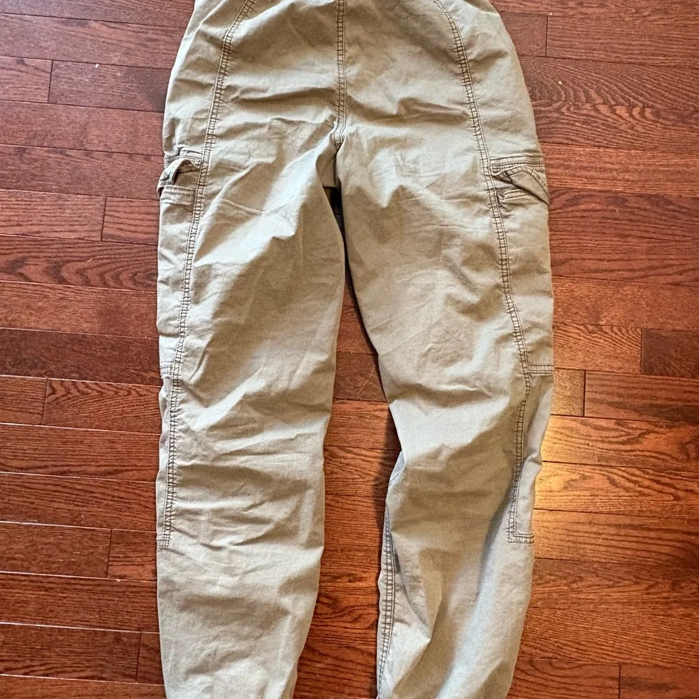 2/$25 EUC Garage Woman’s Jogger Cargo Pants - Picture 2 of 3